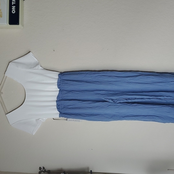 june & hudson Pants - NWT June & Hudson blue and white jumpsuit sz XL